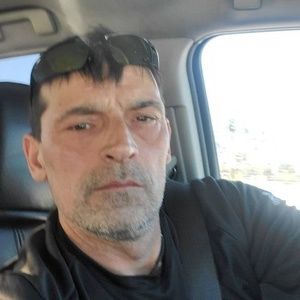 Meet your Posher, Carl